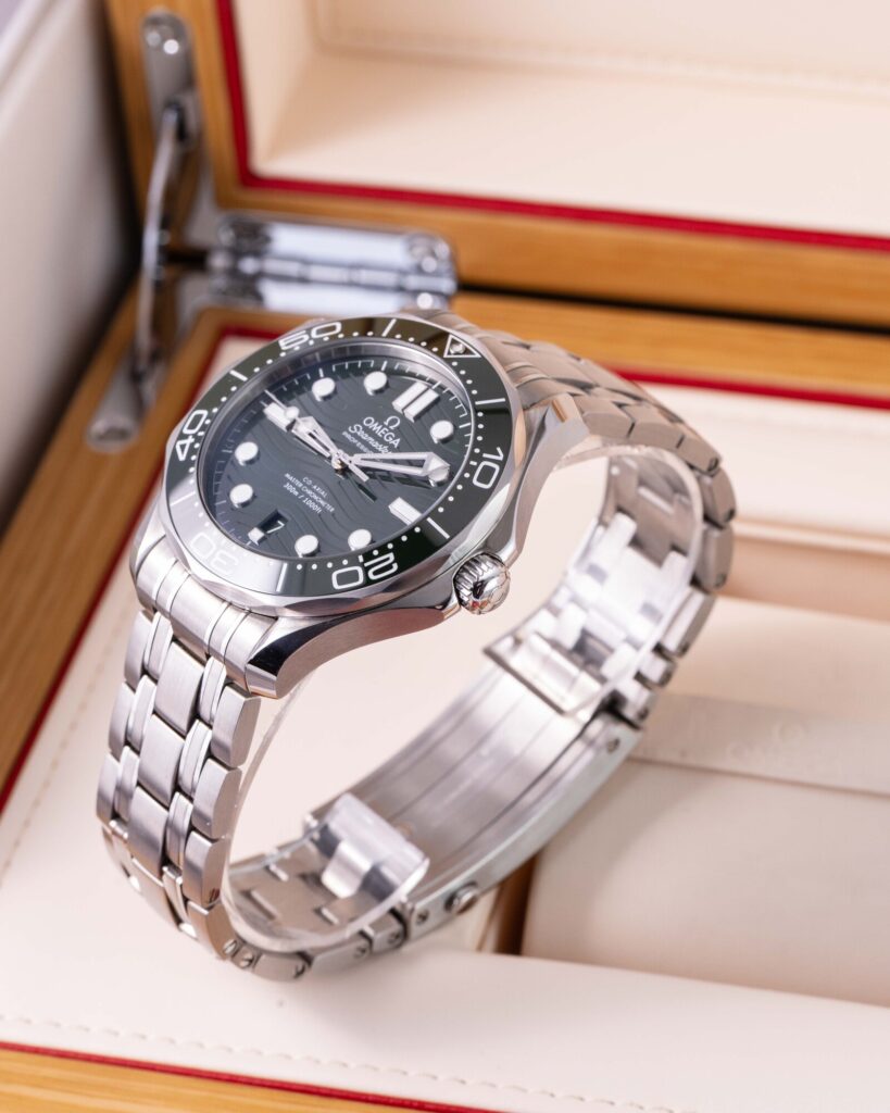 Omega Seamaster Diver 300M 210.30.42.20.10.001 2025