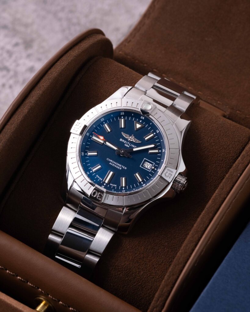 Breitling Avenger A17318 2020
