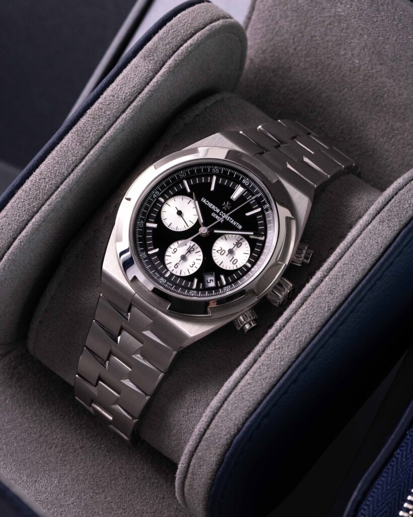 Vacheron Constantin Overseas 5520V/210A-B481 2026