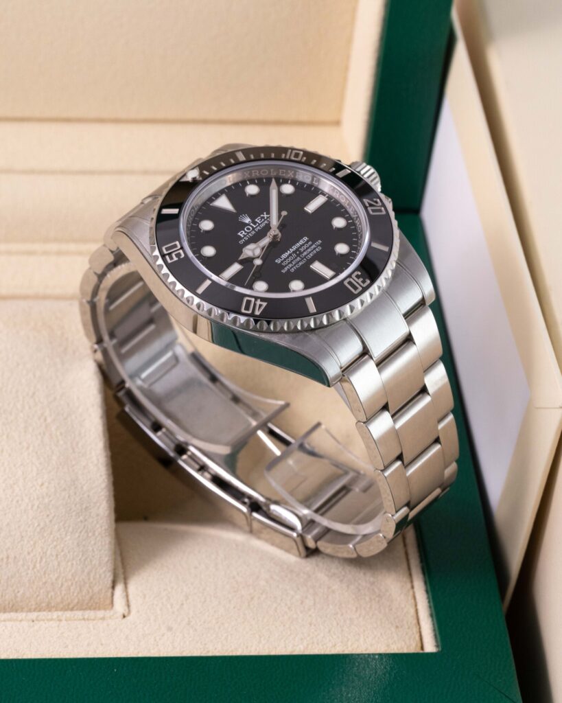 Rolex Submariner 124060 2022