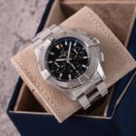 Breitling Avenger B01 AB0146101B1A1 2026