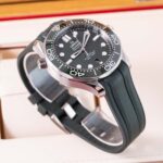Omega Omega Seamaster Diver 300M 210.32.42.20.10.001 2025