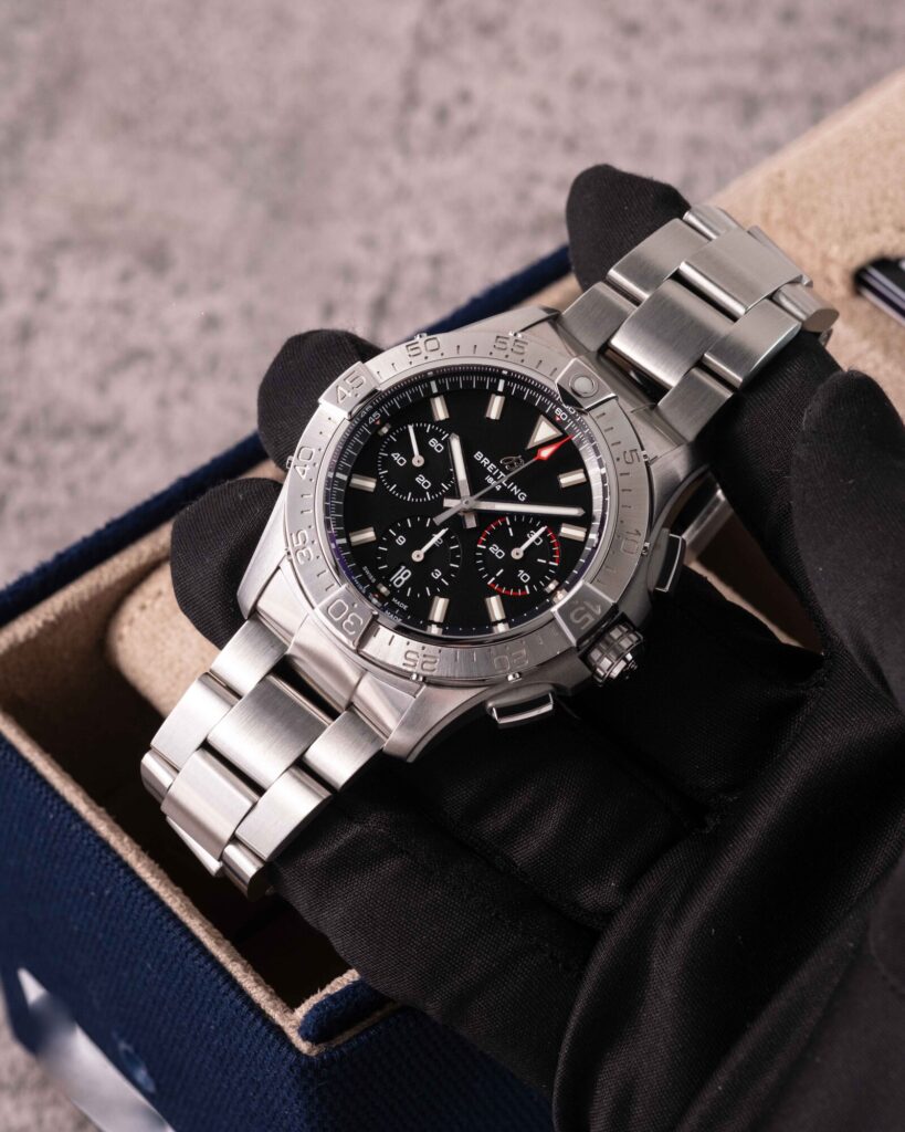 Breitling Avenger B01 AB0146101B1A1 2026