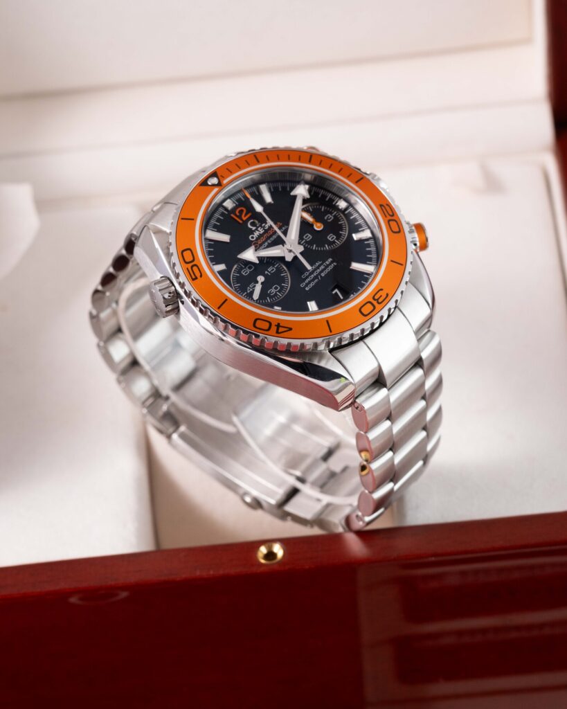 Omega Seamaster Planet Ocean 232.30.44.22.01.001 2018