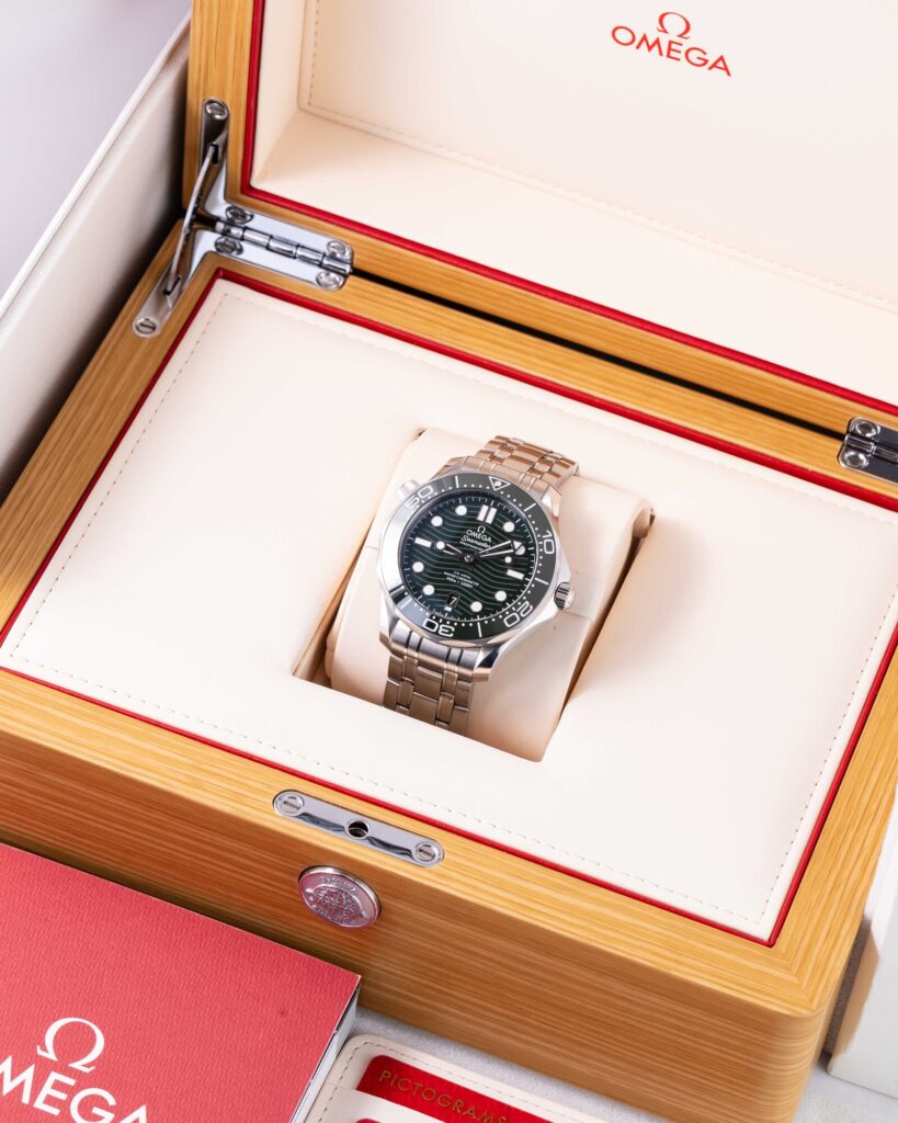 Omega Seamaster Diver 300M 210.30.42.20.10.001 2025