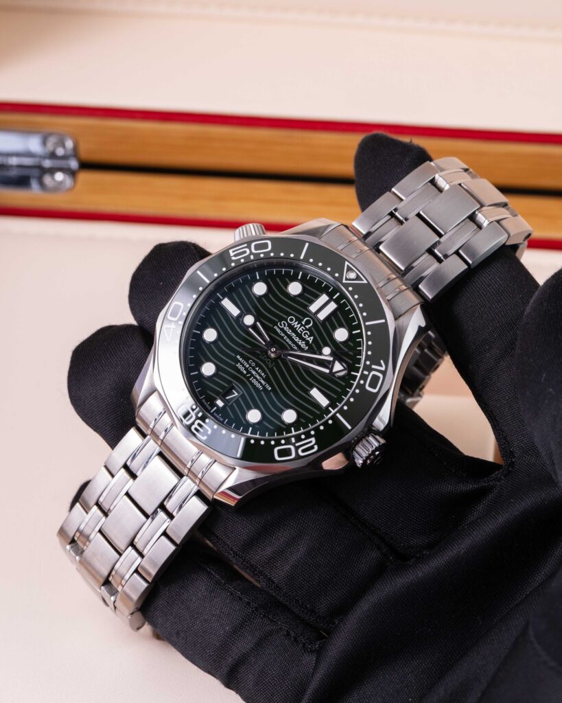 Omega Seamaster Diver 300M 210.30.42.20.10.001 2025
