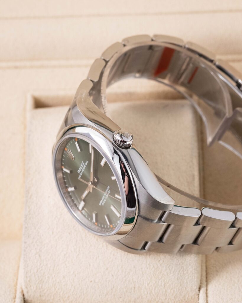 Rolex Oyster Perpetual 114200 2019