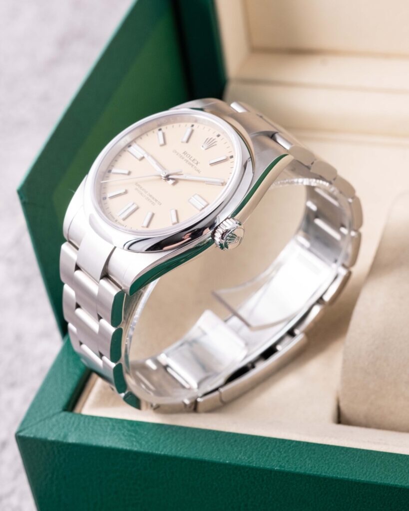 Rolex Oyster Perpetual 134300 2025