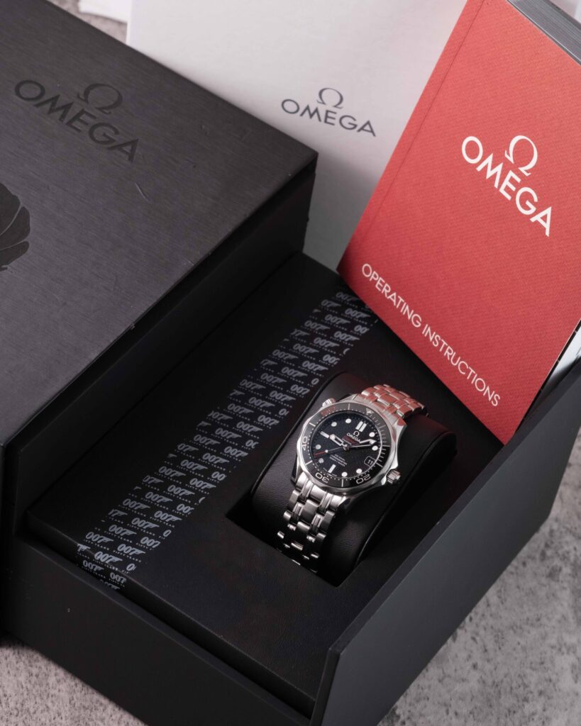 Omega Seamaster Diver 300M James Bond 50TH Anniversary 212.30.36.20.51.001 2012