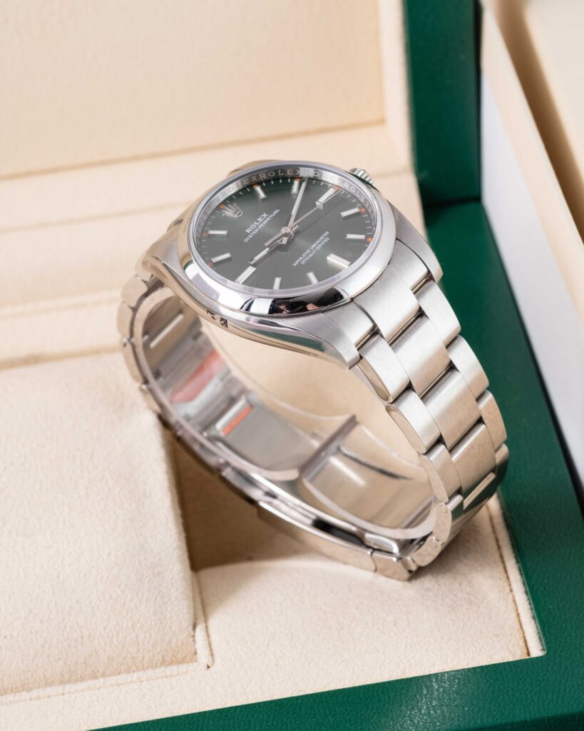 Rolex Oyster Perpetual 114200 2019