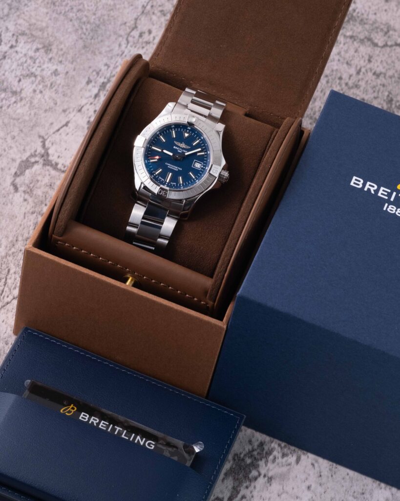 Breitling Avenger A17318 2020