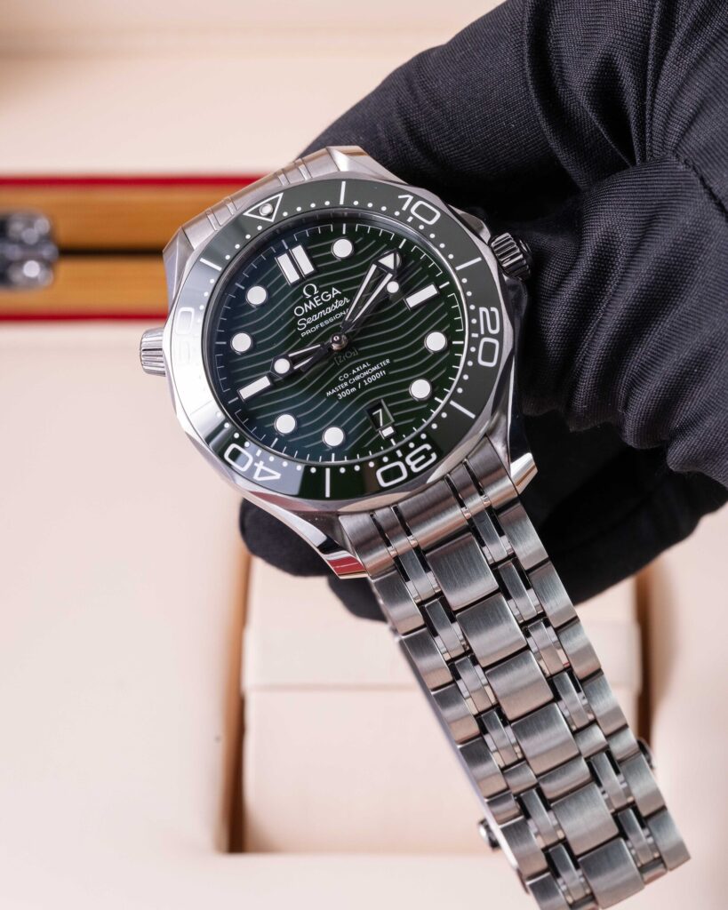 Omega Seamaster Diver 300M 210.30.42.20.10.001 2025