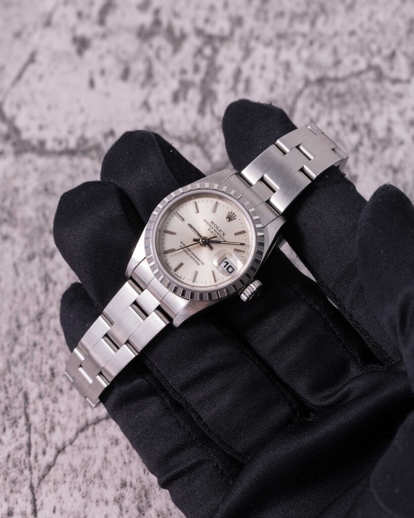 Rolex Oyster Perpetual Date 79240 2001