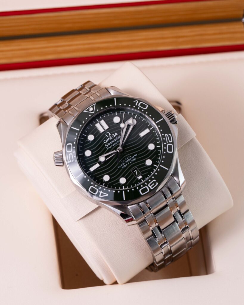 Omega Omega Seamaster Diver 300M 210.30.42.20.10.001 2025