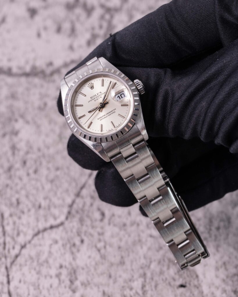 Rolex Oyster Perpetual Date 79240 2001