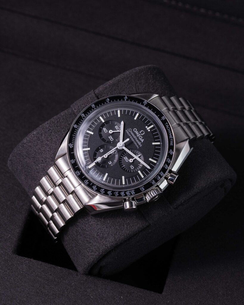 Omega Speedmaster 31030425001001 2026