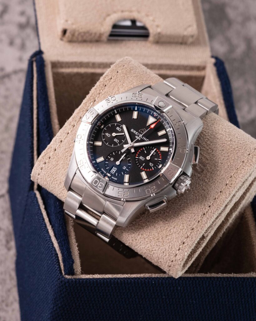 Breitling Avenger B01 AB0146101B1A1 2026