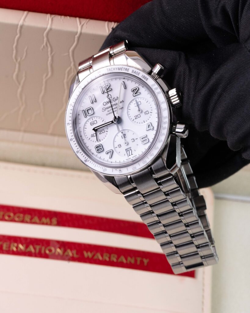 Omega Speedmaster 324.30.38.40.04.001 2017