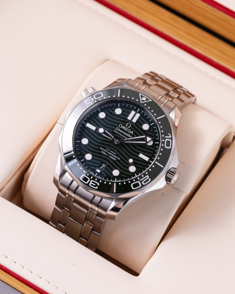 Omega Seamaster Diver 300M 210.30.42.20.10.001 2025