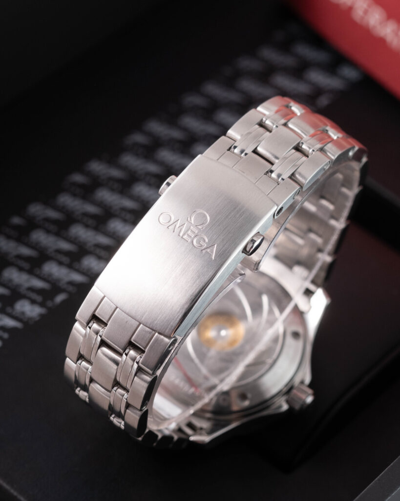 Omega Seamaster Diver 300M James Bond 50TH Anniversary 212.30.36.20.51.001 2012