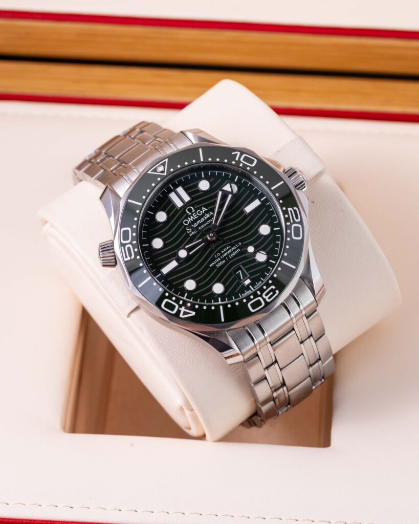 Omega Seamaster Diver 300M 210.30.42.20.10.001 2025
