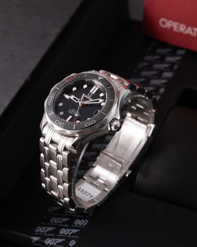 Omega Seamaster Diver 300M James Bond 50TH Anniversary 212.30.36.20.51.001 2012