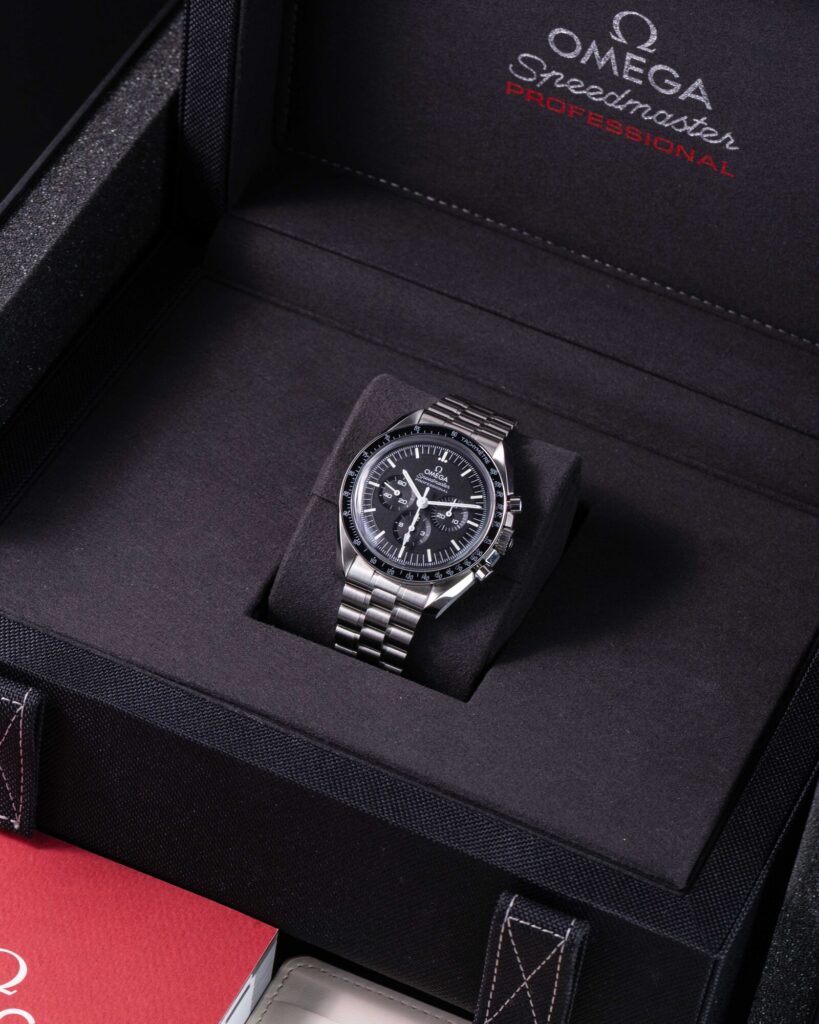 Omega Speedmaster 31030425001001 2026