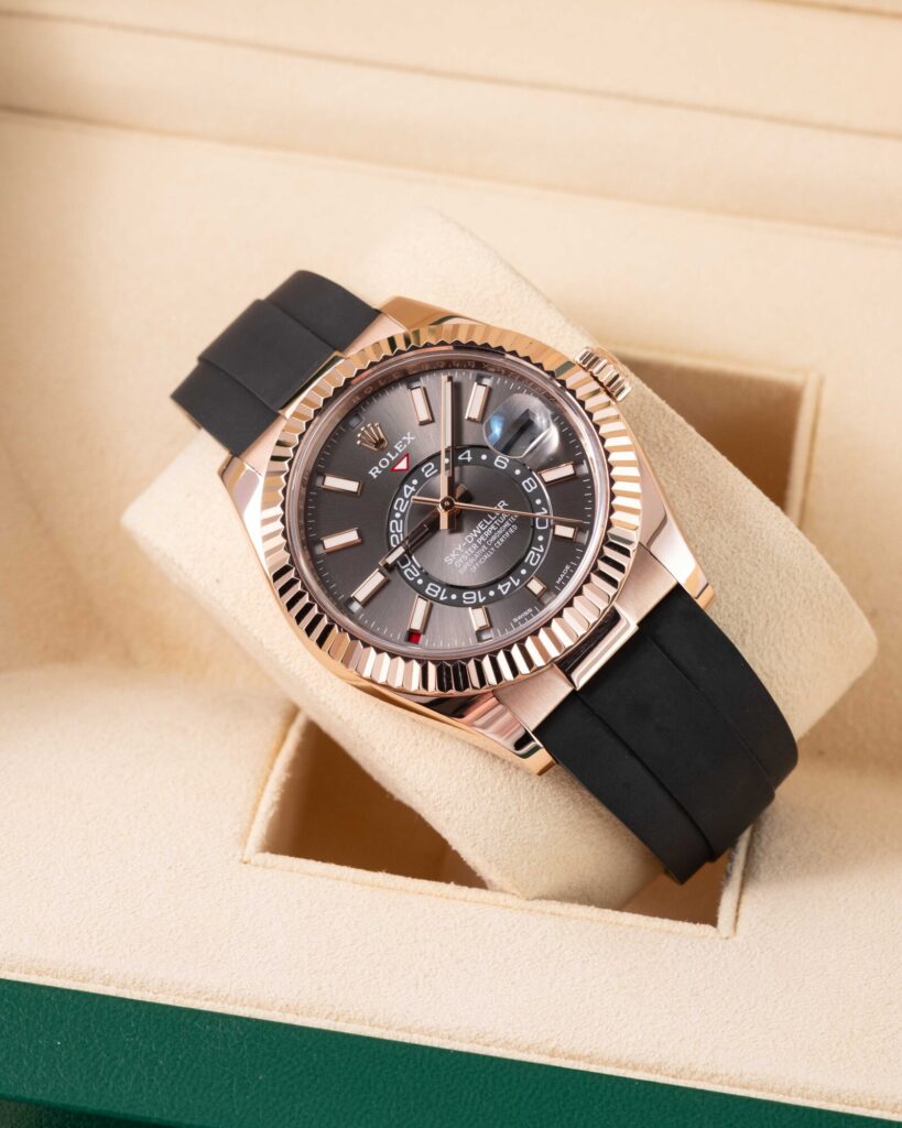 Rolex Sky-Dweller 326235
