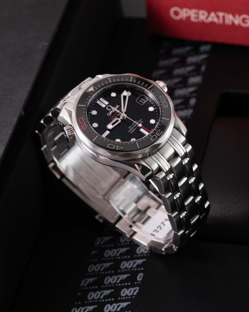 Omega Seamaster Diver 300M James Bond 50TH Anniversary 212.30.36.20.51.001 2012