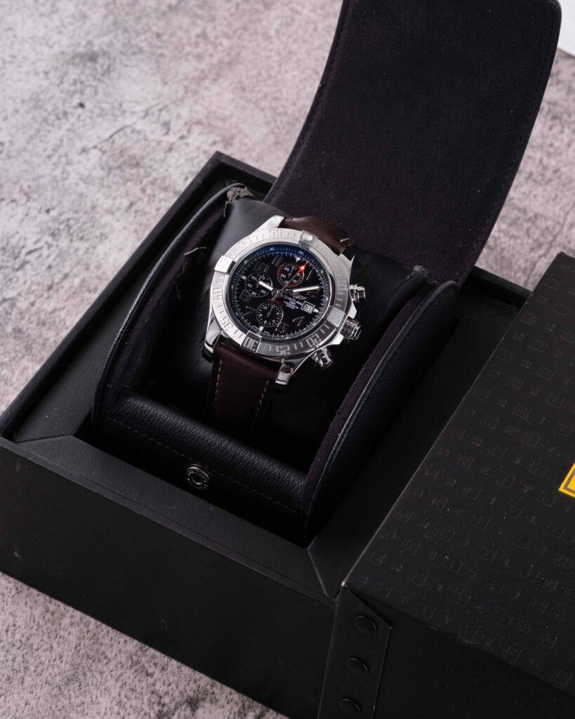 Breitling Super Avenger II A1337111 2014