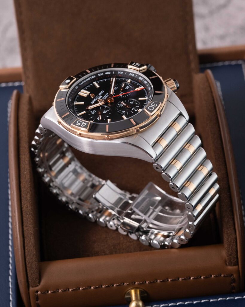 Breitling Super Chronomat UB0136