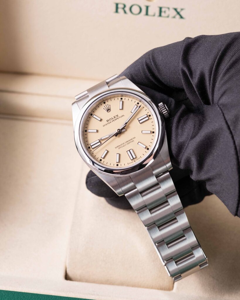 Rolex Oyster Perpetual 134300 2025
