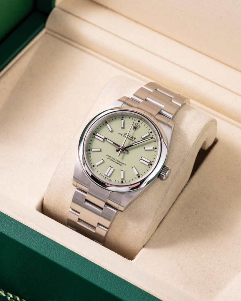 Rolex Oyster Perpetual 134300 2026