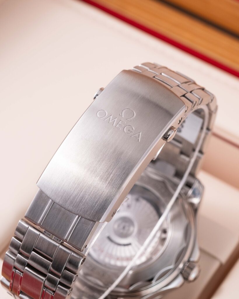 Omega Seamaster Professional 210.30.42.20.01.001 2025