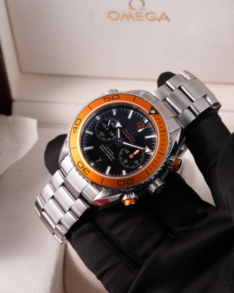 Omega Seamaster Planet Ocean 232.30.44.22.01.001 2018