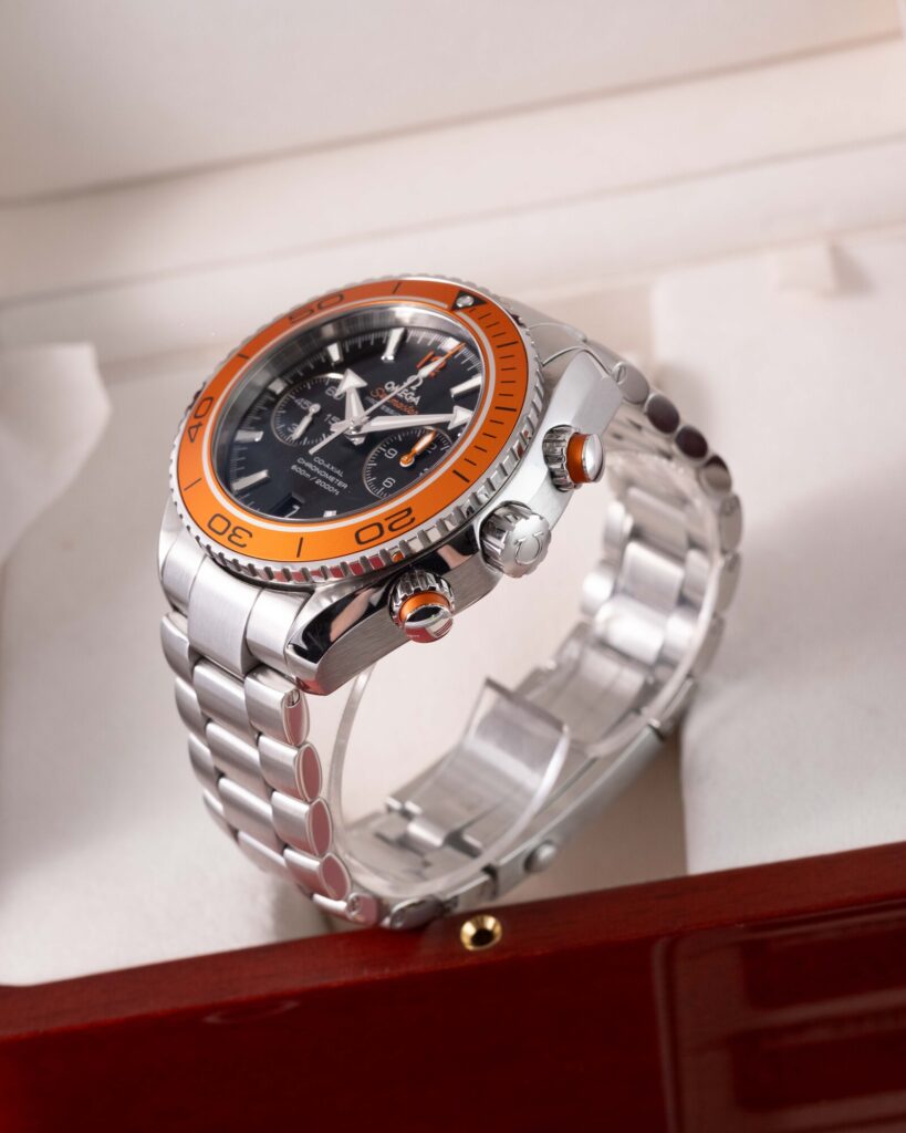 Omega Seamaster Planet Ocean 232.30.44.22.01.001 2018