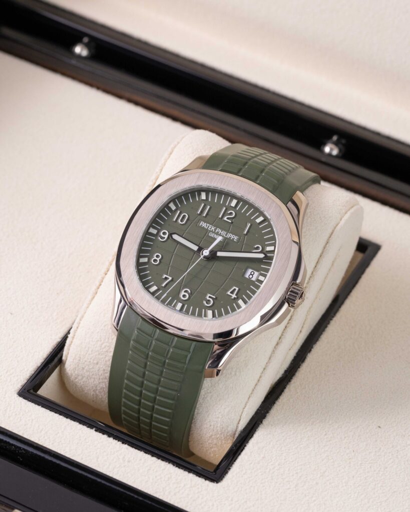 Patek Philippe Aquanaut 5168G-010 2020