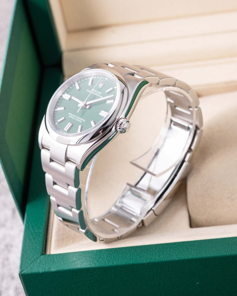 Rolex Oyster Perpetual 126000 2025