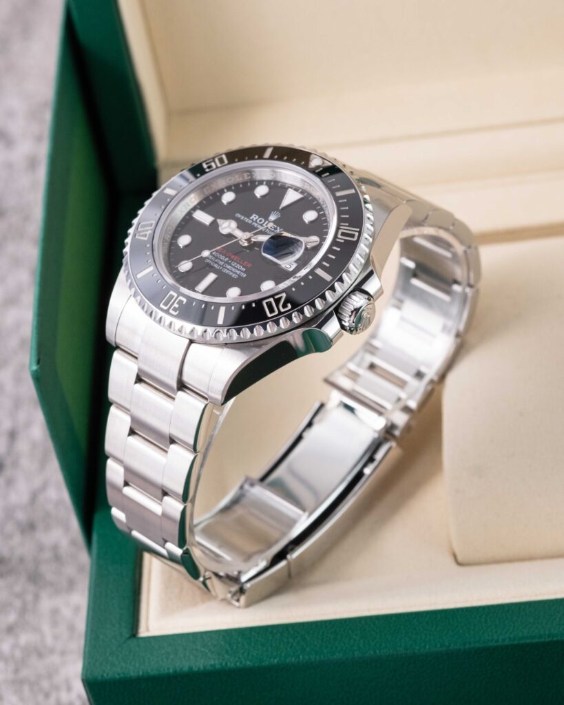 Rolex Sea-Dweller 126600 2026